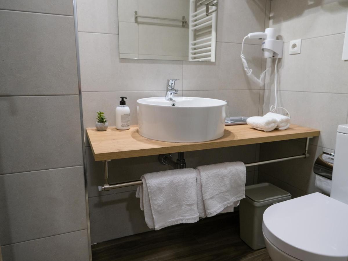 Alianza Suites Madryt Zewnętrze zdjęcie