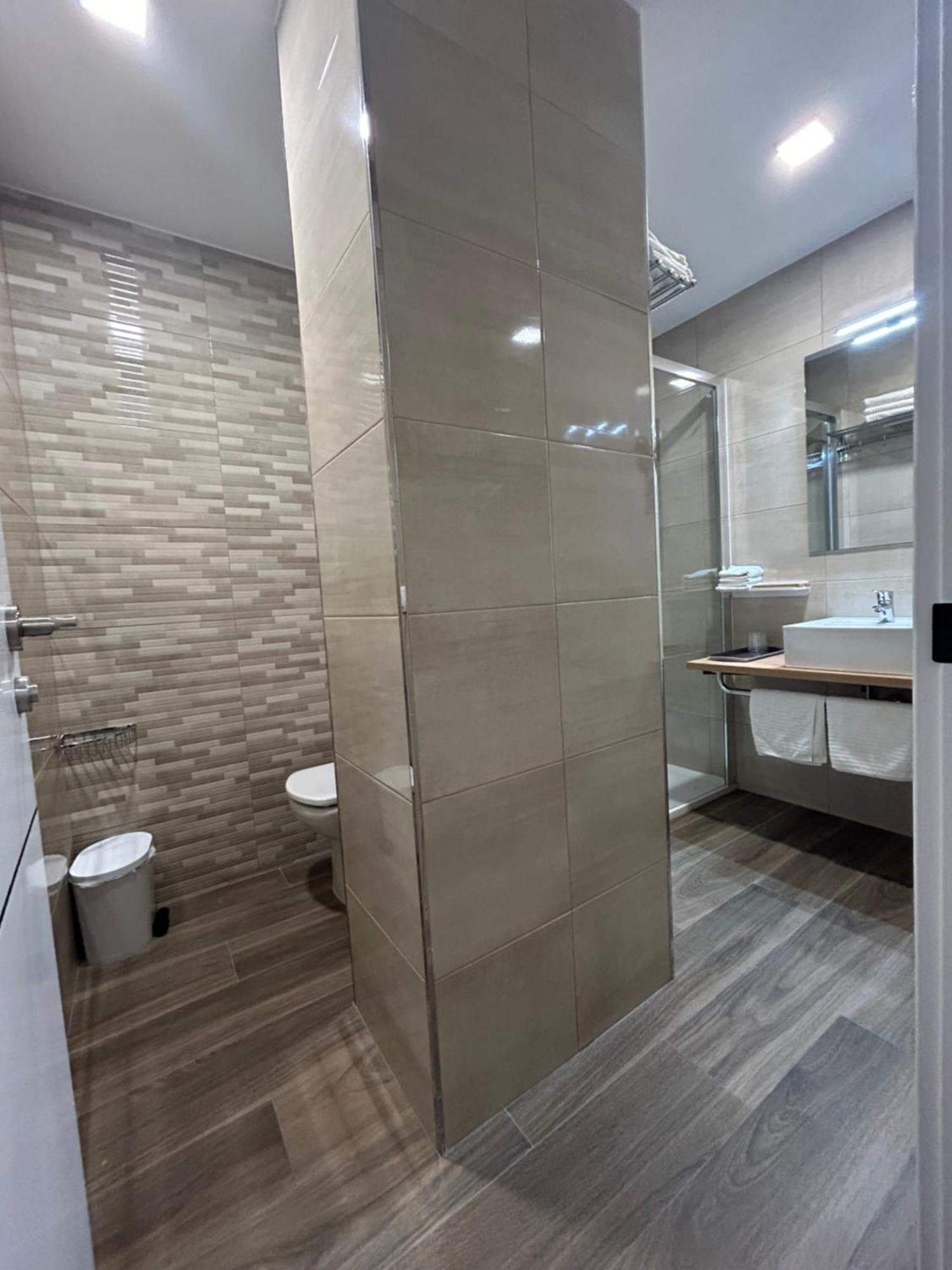 Alianza Suites Madryt Zewnętrze zdjęcie